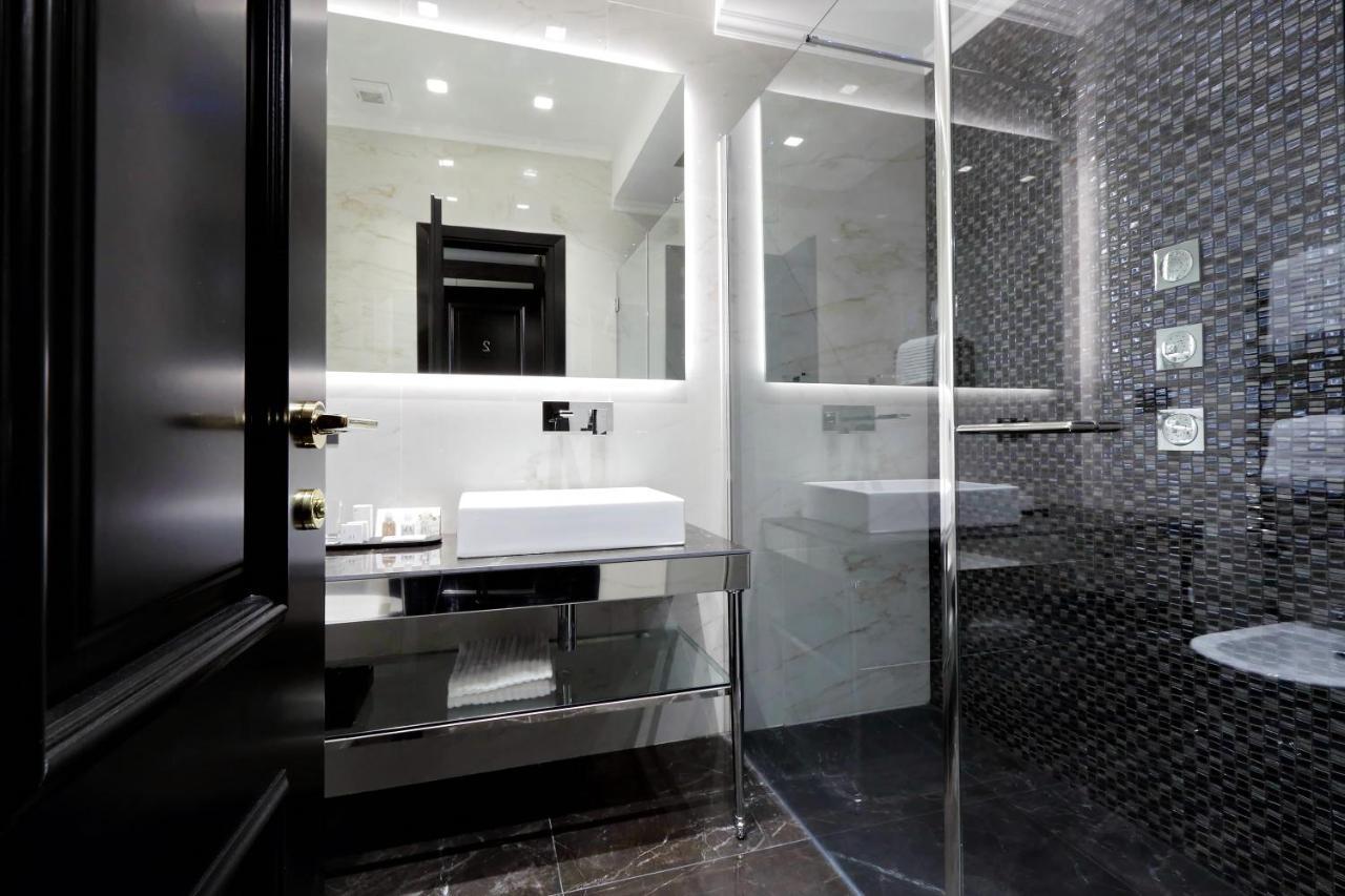 רומא Bq House Colosseo Luxury Rooms מראה חיצוני תמונה