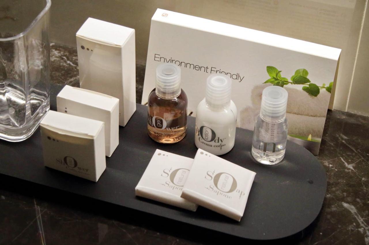 רומא Bq House Colosseo Luxury Rooms מראה חיצוני תמונה